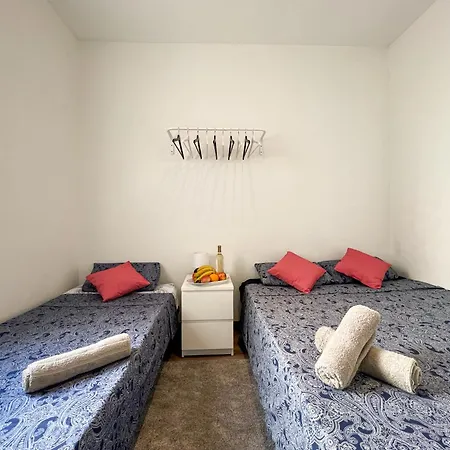 Avinyo 2 Bed & Breakfast